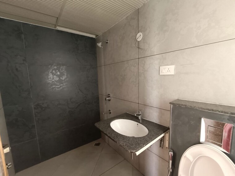 Bathroom, sumadhura-folium 3.5 Bedroom 1895 Sq.Ft. Apartment In Whitefield Bangalore 10152978