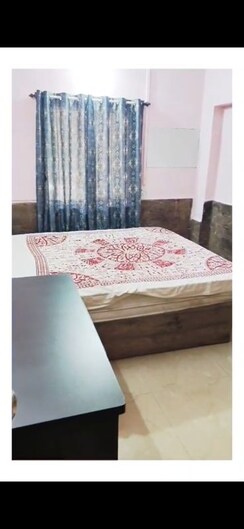 2 BHK + Pooja Room Apartment For Rent in Royal Classic Co Op Society