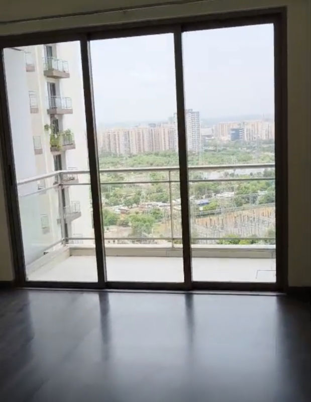 3 BHK 1535 Sq.Ft. Apartment in Tulip Violet