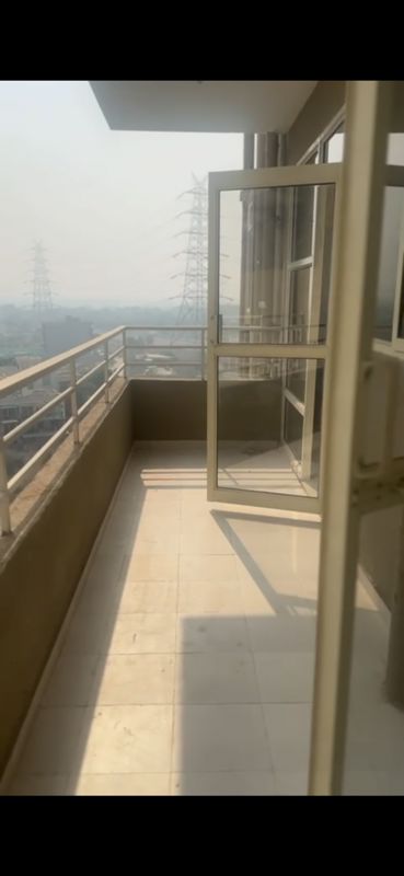 3 BHK Apartment For Rent in Pyramid Altia
