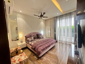 Room in 3 BHK Apartment at Sector 114 – for Sale