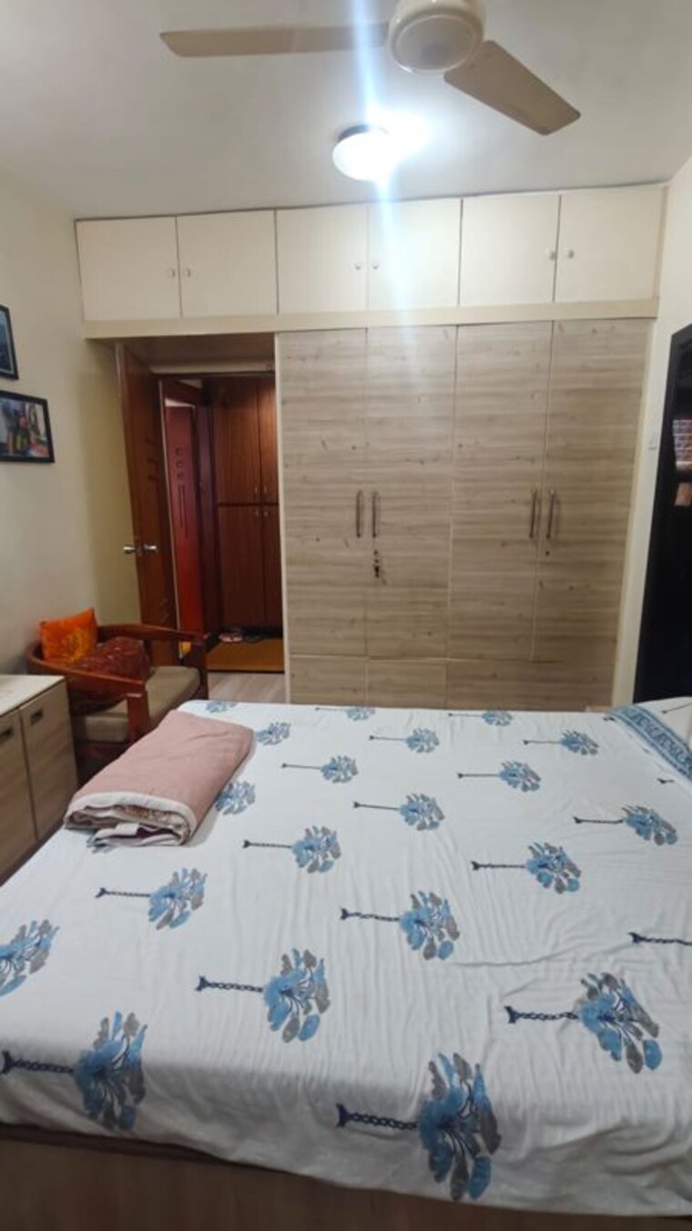 Bedroom, shiv-shrishti-chs 2 Bedroom 900 Sq.Ft. Apartment In Powai Mumbai 10153034