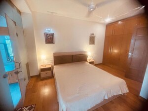 Bedroom in 3 BHK Builder Floor at South Extension ii – for Rent