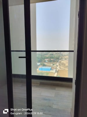 Room in 3.5 BHK Apartment at M3M Heights, Sector 65 – for Sale