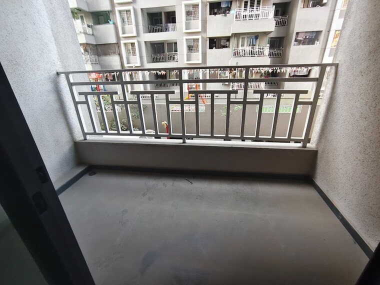 Balcony, baner 3 Bedroom 1700 Sq.Ft. Apartment In Baner Pune 10153150