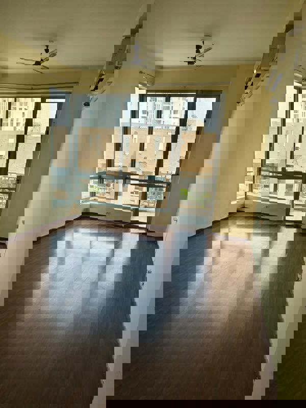 3 BHK + Servant Room 1950 Sq.Ft. Apartment in Pioneer Park Phase 1