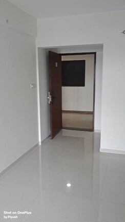 3 BHK + Pooja Room,Servant Room,Study Room,Extra Room,Basement Apartment For Rent in Pride Purple Park Titan