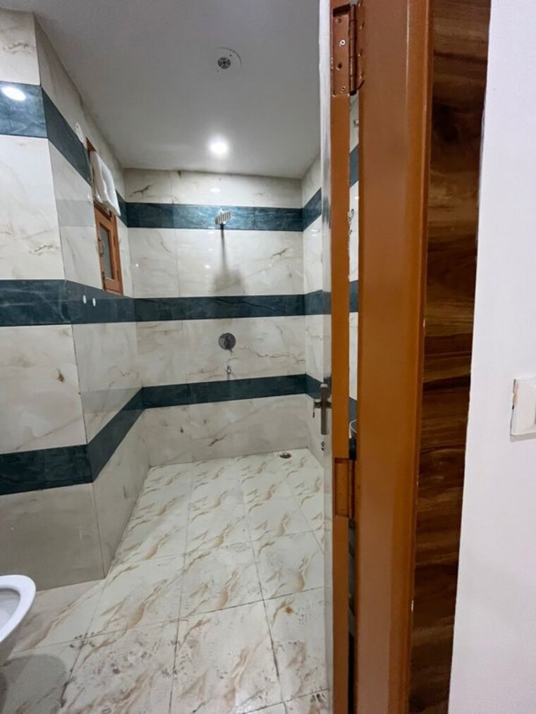 Kitchen, vipin garden 3 Bedroom 980 Sq.Ft. Builder Floor In Vipin Garden Delhi 10153340