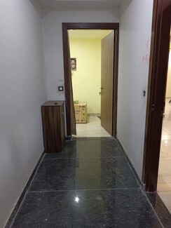 2 BHK Builder Floor For Sale in Sector 69
