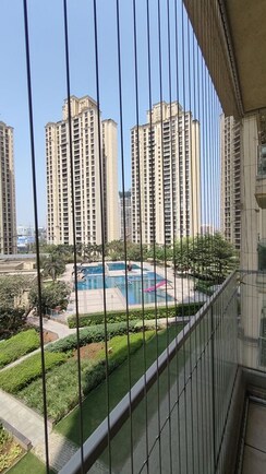 3 BHK + Extra Room Apartment For Rent in One Hiranandani Park