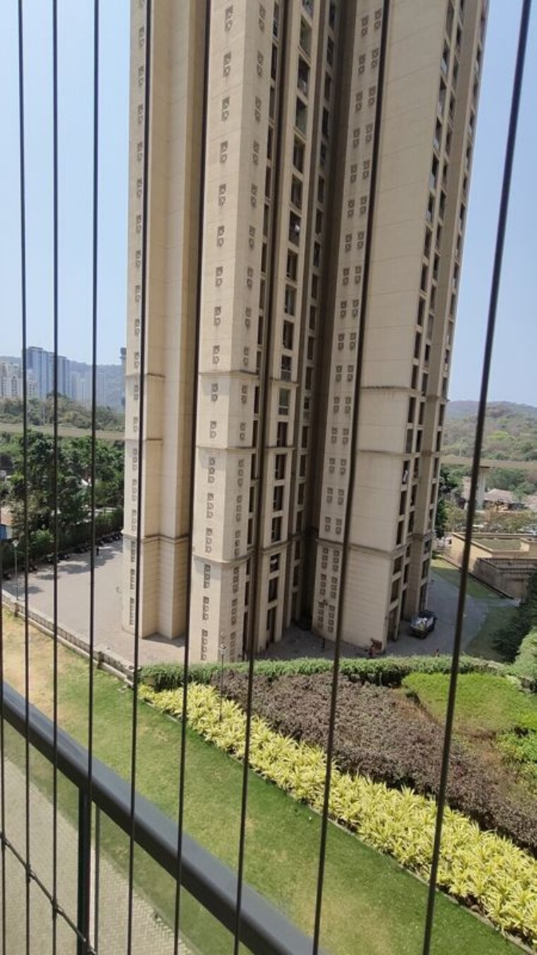 Balcony, one-hiranandani-park 3 Bedroom 1433 Sq.Ft. Apartment In Ghodbunder Road Thane 10153494