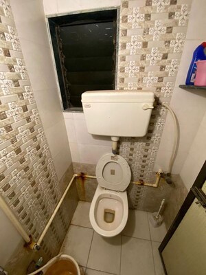 Team Area in 2 BHK Apartment at Woodland Apartment, Andheri West – for Rent