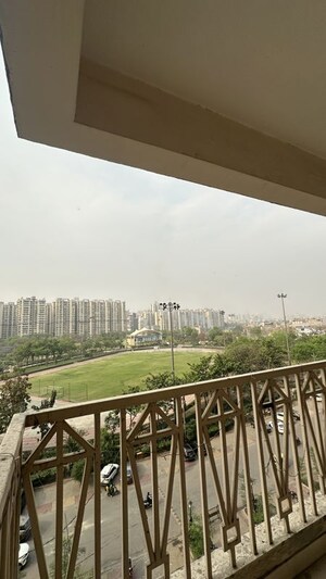 3 BHK Apartment For Rent in Gaur City 7th Avenue, Sector 4 Greater Noida