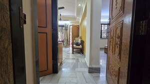  2 BHK Apartment at Valeram Pooja, Malad West – for Rent