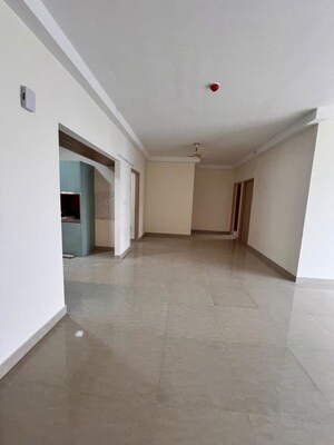 Room in 3 BHK Apartment at Mantri Serenity, Kanakapura Road – for Sale
