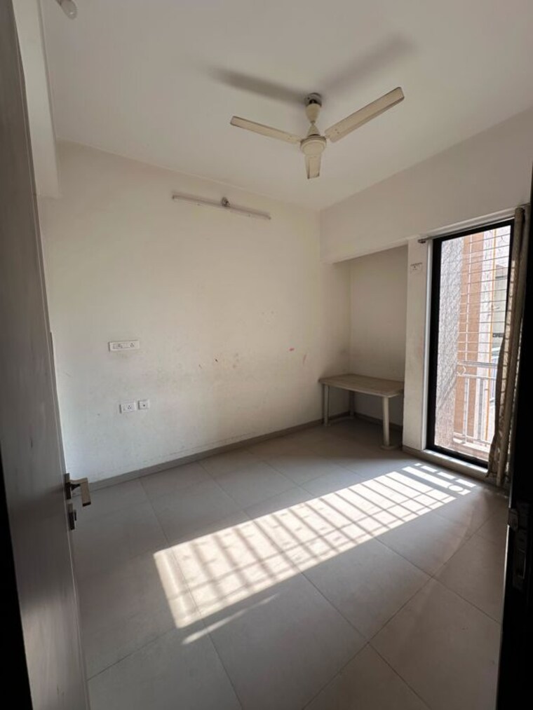 Bedroom, harmony-signature-towers 3.5 Bedroom 1069 Sq.Ft. Apartment In Owale Thane 10153671