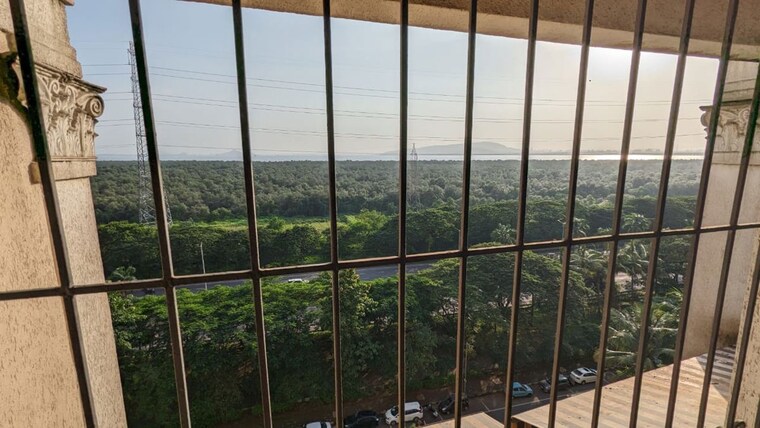 Balcony, tharwani-heights 2 Bedroom 850 Sq.Ft. Apartment In Sanpada Navi Mumbai 10153893