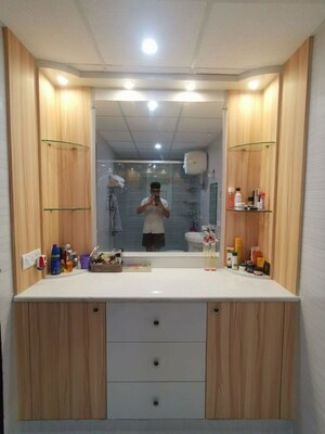 Kitchen in 3 BHK Apartment at Omaxe R2, Gomti Nagar – for Sale