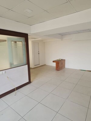 Room in  Office Space at Sandesh Solitaire Corporate Park, Makarba – for Rent