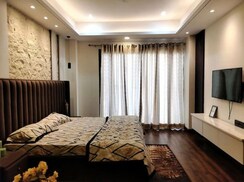 2 BHK + Pooja Room Apartment For Rent in Sector 9