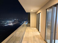 3.5 BHK + Servant Room Apartment For Rent in M3M Heights