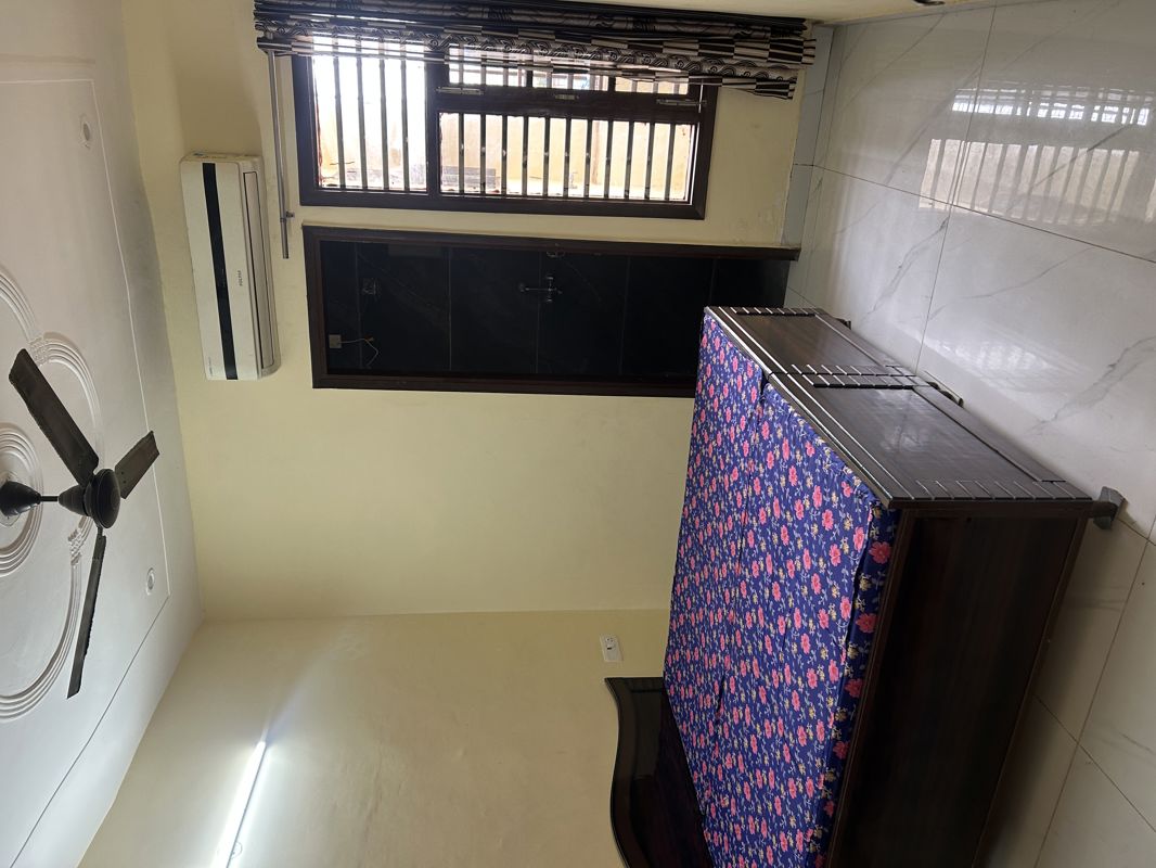 2 BHK Builder Floor For Rent in Sector 115
