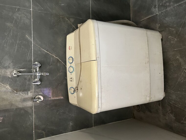 Bathroom, sector 115 2 Bedroom 900 Sq.Ft. Builder Floor In Sector 115 Mohali 10152462