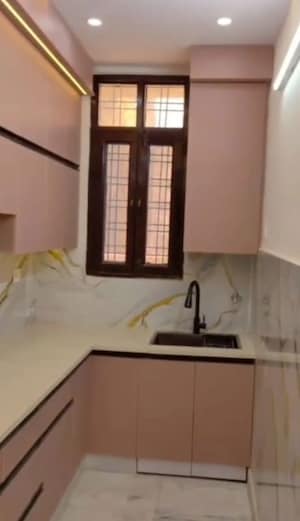 Kitchen in 1 BHK Builder Floor at Gyan Khand ii – for Sale