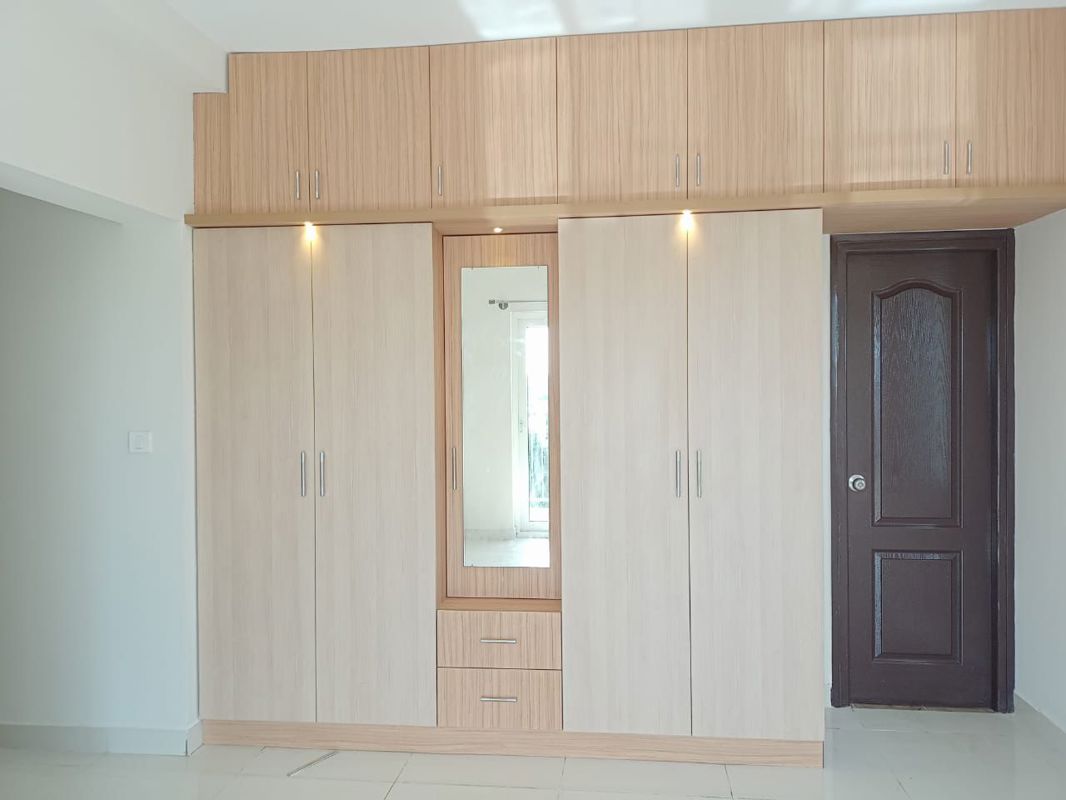 3 BHK + Extra Room 1665 Sq.Ft. Apartment in SJR Palazza City