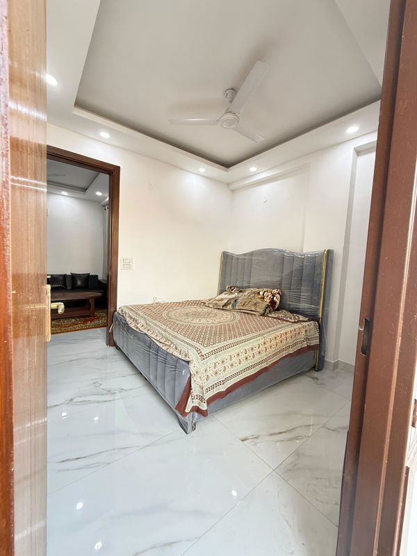 1 BHK Builder Floor For Rent in Saket
