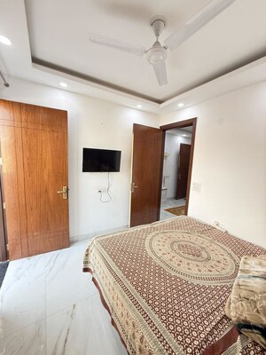 Bedroom in 1 BHK Builder Floor at Saket – for Rent