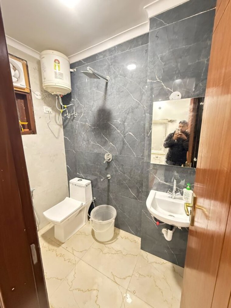 Master Bedroom, saket 1 Bedroom 650 Sq.Ft. Builder Floor In Saket Delhi 10154269