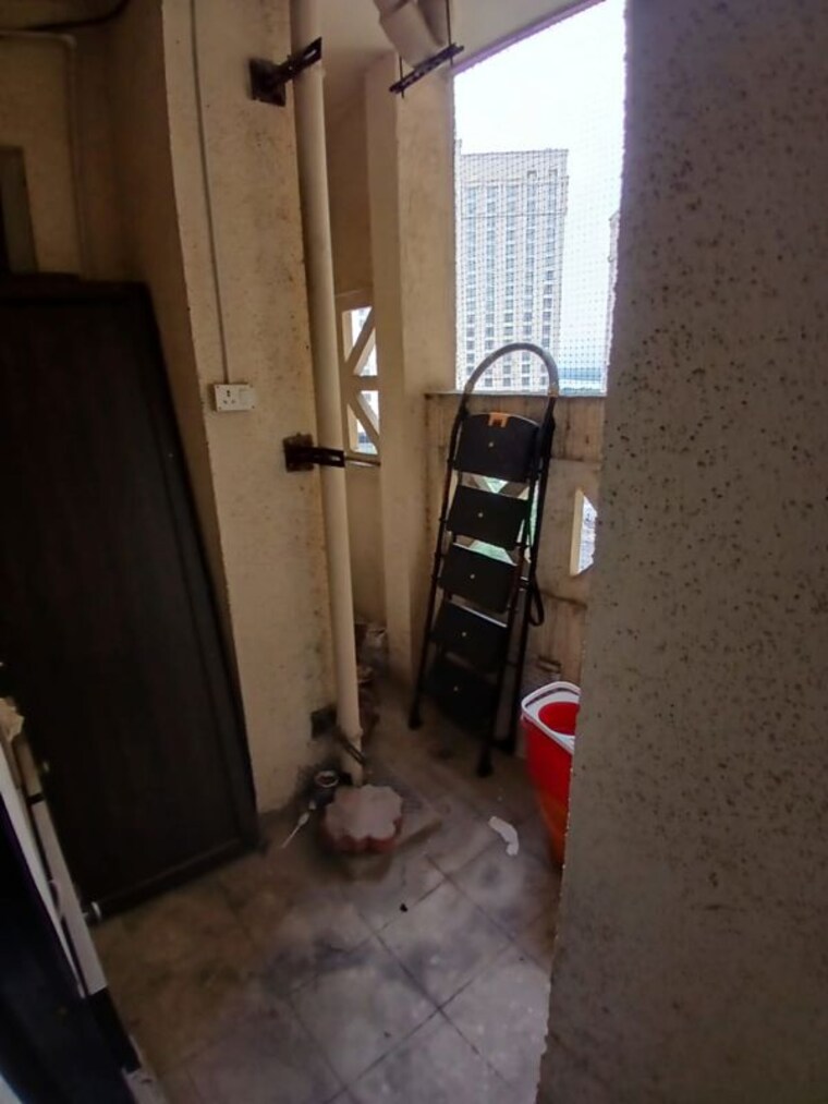 Bathroom, hiranandani estate 2 Bedroom 750 Sq.Ft. Apartment In Hiranandani Estate Thane 10154290