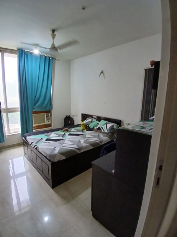 2 BHK + Store Room Apartment For Rent in Hiranandani Estate
