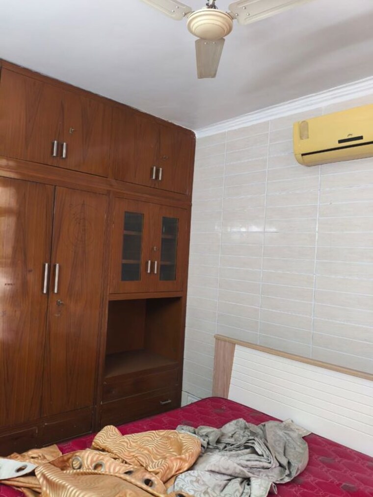 Bedroom, palam vihar 3 Bedroom 1500 Sq.Ft. Builder Floor In Palam Vihar Gurgaon 10154466