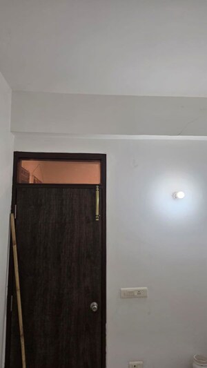 Furnished Amenities in 3.5 BHK Apartment at MI Rustle Court, Gomti Nagar – for Rent