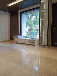 4 BHK + Pooja Room,Servant Room,Study Room,Extra Room Builder Floor For Sale in New Friends Colony