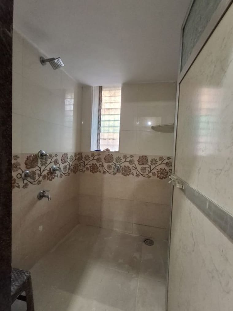 Bathroom, bptp-park-81 3 Bedroom 1418 Sq.Ft. Builder Floor In Sector 81 Faridabad 10154506