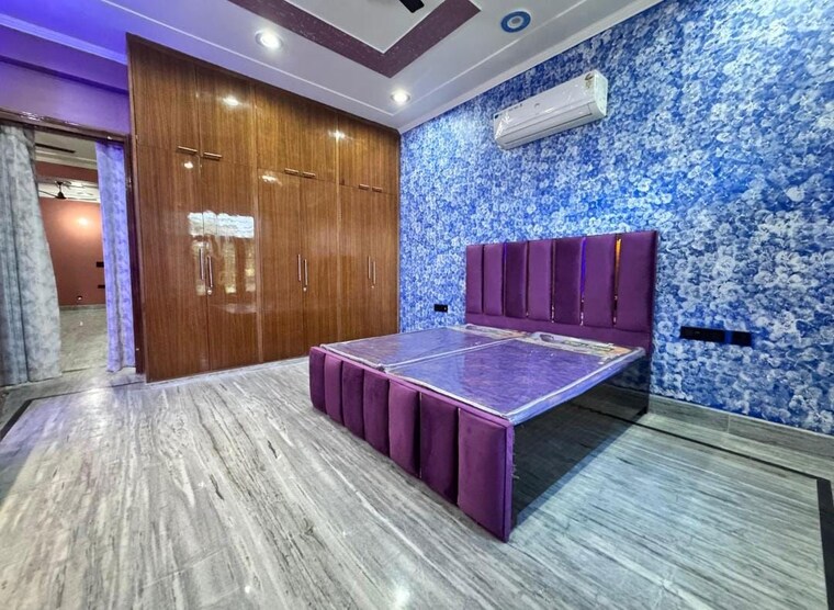 Bedroom, omaxe-nri-city-plots 3 Bedroom 250 Sq.Mt. Independent House In Omega Ii Greater Noida Greater Noida 10154611