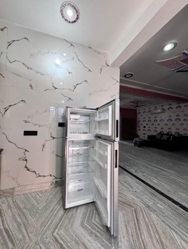 Bathroom, omaxe-nri-city-plots 3 Bedroom 250 Sq.Mt. Independent House In Omega Ii Greater Noida Greater Noida 10154611