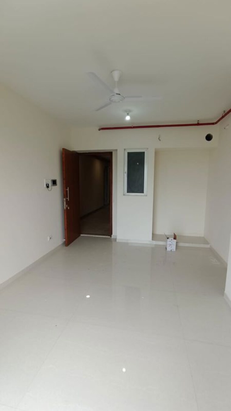 Room, thane east 2 Bedroom 750 Sq.Ft. Apartment In Thane East Thane 10154552