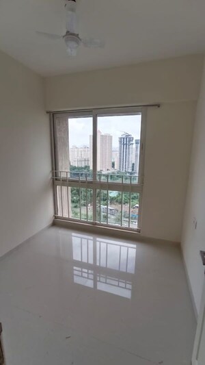 Room in 2 BHK Apartment at Thane East – for Rent