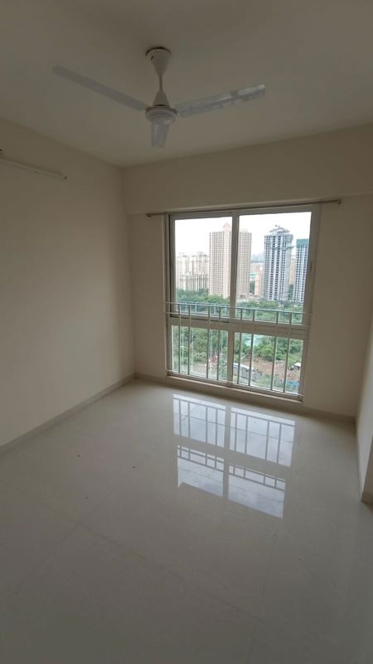 Room, thane east 2 Bedroom 750 Sq.Ft. Apartment In Thane East Thane 10154552