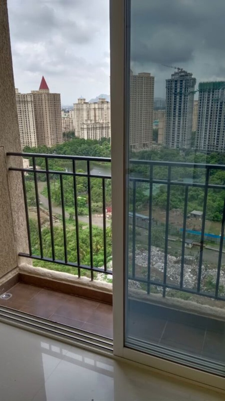 Balcony, thane east 2 Bedroom 750 Sq.Ft. Apartment In Thane East Thane 10154552