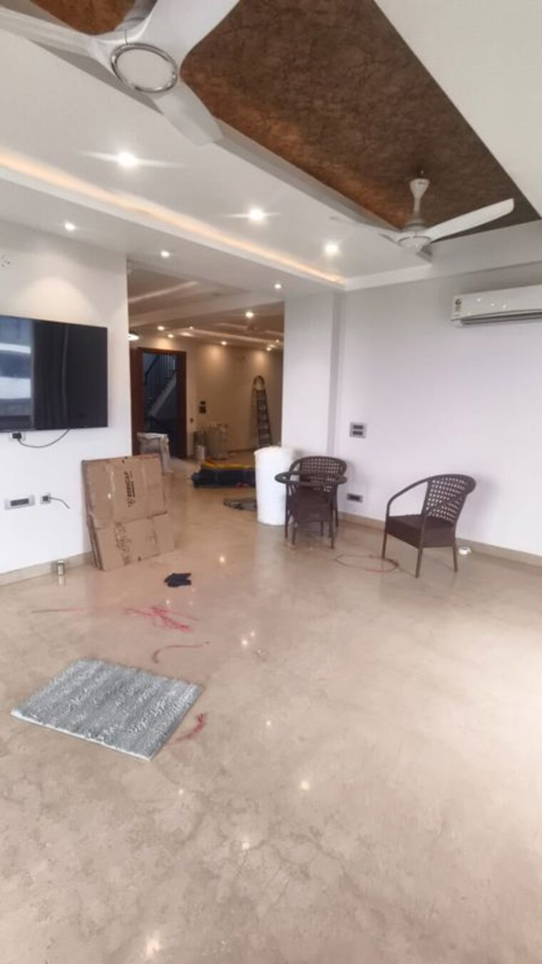 Master Bedroom, palam vihar 4 Bedroom 3000 Sq.Ft. Builder Floor In Palam Vihar Gurgaon 10154641