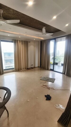 Living Room in 4 BHK Builder Floor at Palam Vihar – for Rent
