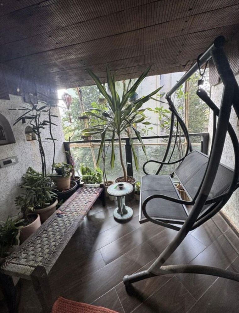 Gym, bandra west 3 Bedroom 1300 Sq.Ft. Apartment In Bandra West Mumbai 10154647