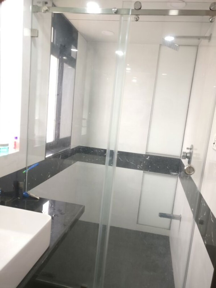 Bathroom, bandra west 2 Bedroom 770 Sq.Ft. Apartment In Bandra West Mumbai 10152297