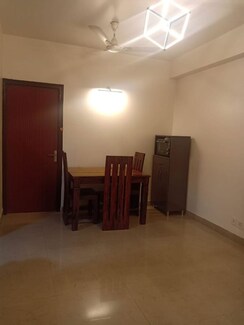 2 BHK + Extra Room Apartment For Sale in Supertech Ecociti