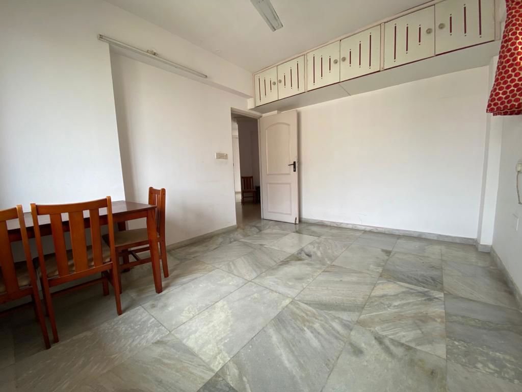 2 BHK Apartment For Rent in Hiranandani Gardens Florentine